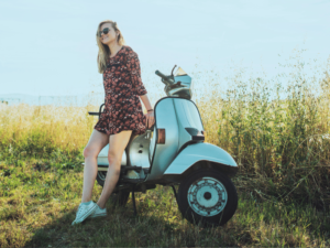 moped vespa